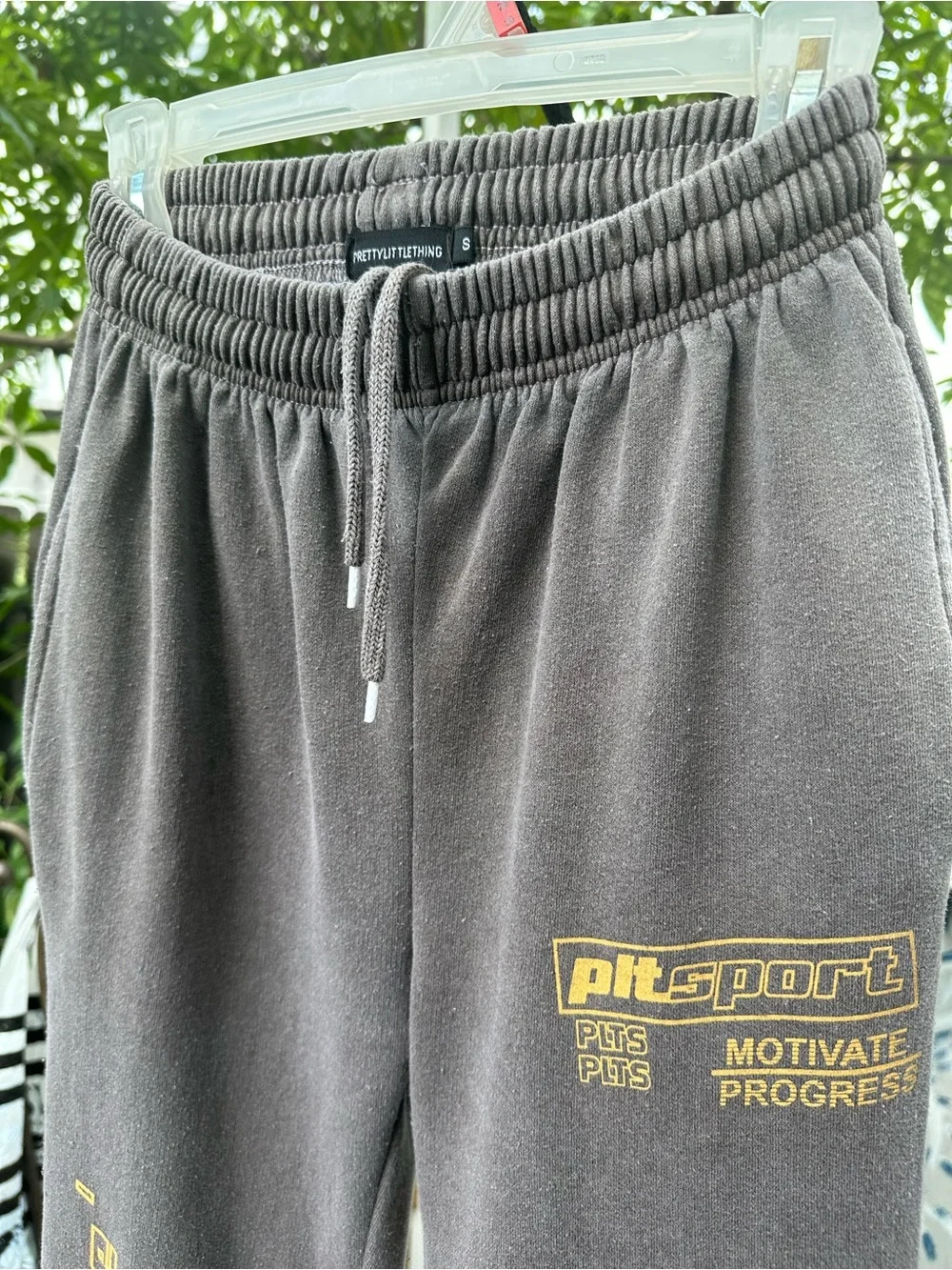 Sweatpants - Picture 2 of 3
